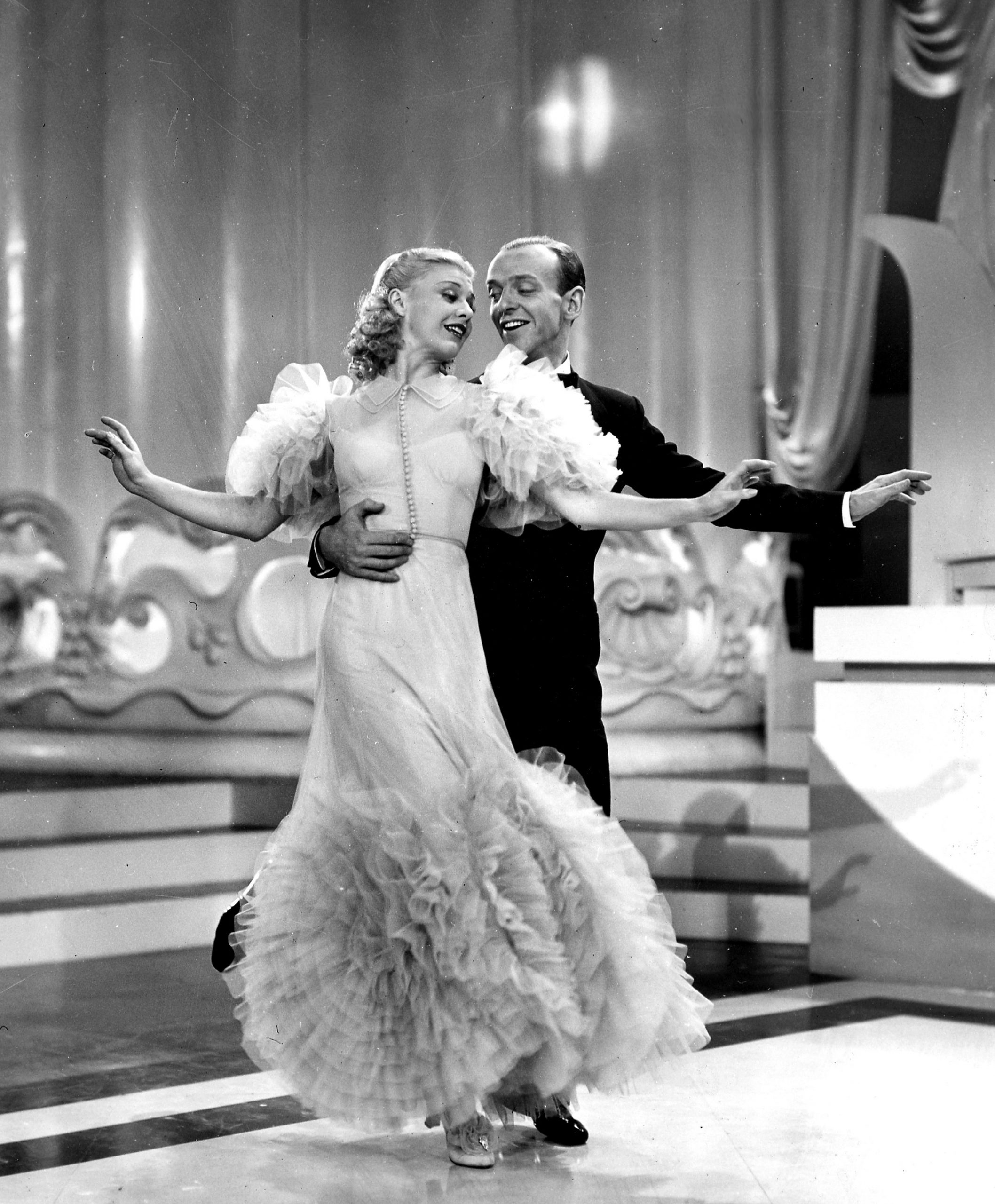 ASTAIRE, FRED (01) [DANCING CHEEK  TO CHEEK].jpg